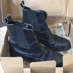 Ariat black ridding boots